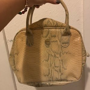 London Soho NY Crocodile Pattern Bag